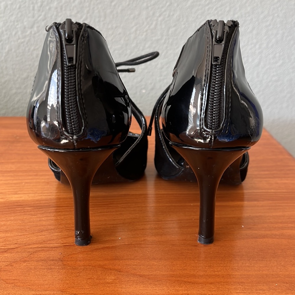 IMPO black faux suede 3 inch high shoes, size 7.5 women’s. Patent leathe… - Picture 3 of 9